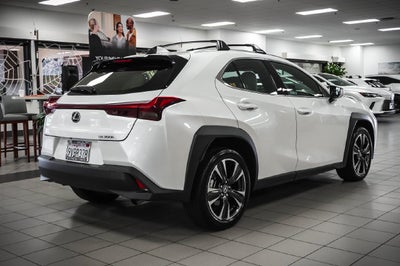 2025 Lexus UX 300h