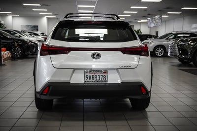 2025 Lexus UX 300h