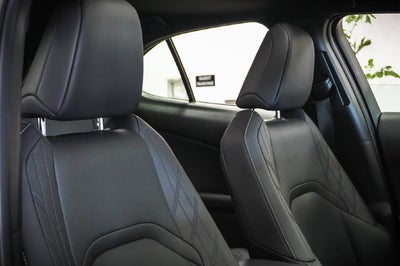 2025 Lexus UX 300h Premium