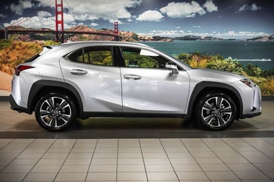 2025 Lexus UX 300h