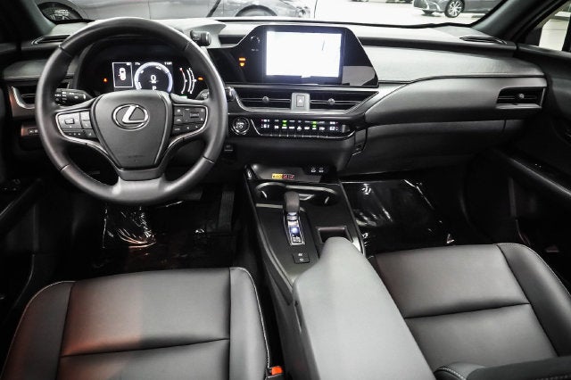2025 Lexus UX 300h