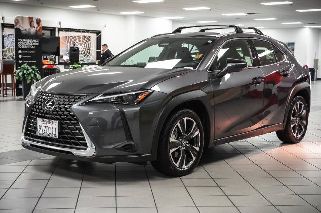 2025 Lexus UX 300h