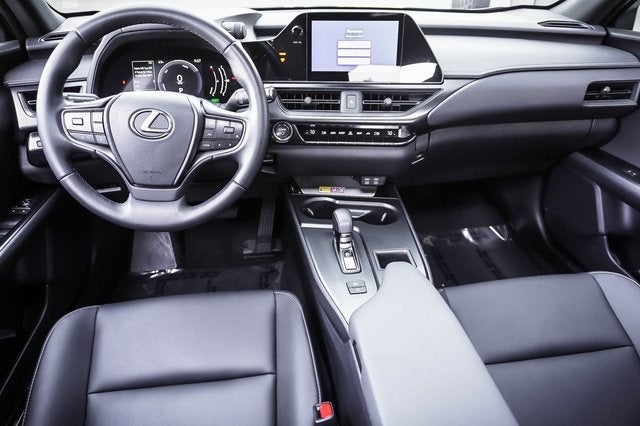 2025 Lexus UX 300h