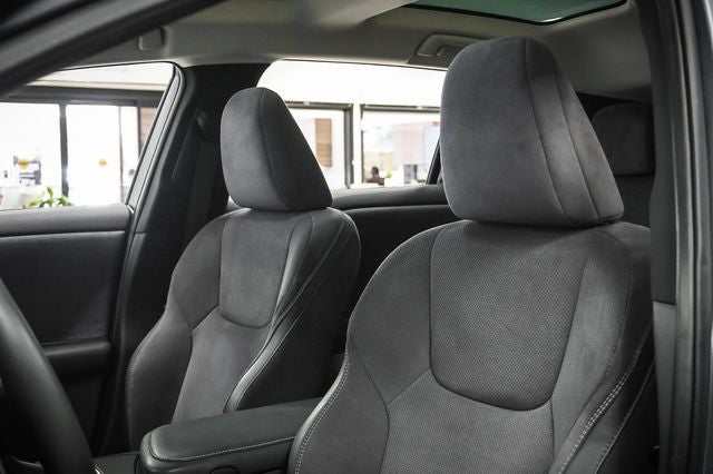 2023 Lexus RZ 450e Luxury