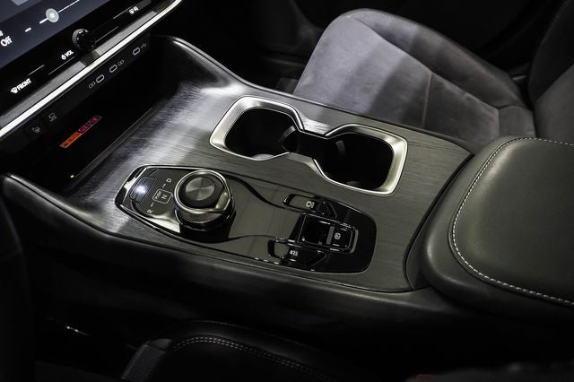 2023 Lexus RZ 450e Luxury