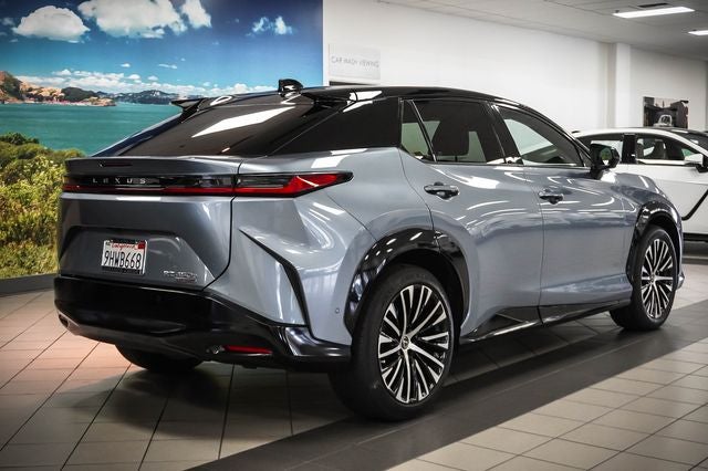 2023 Lexus RZ 450e Luxury