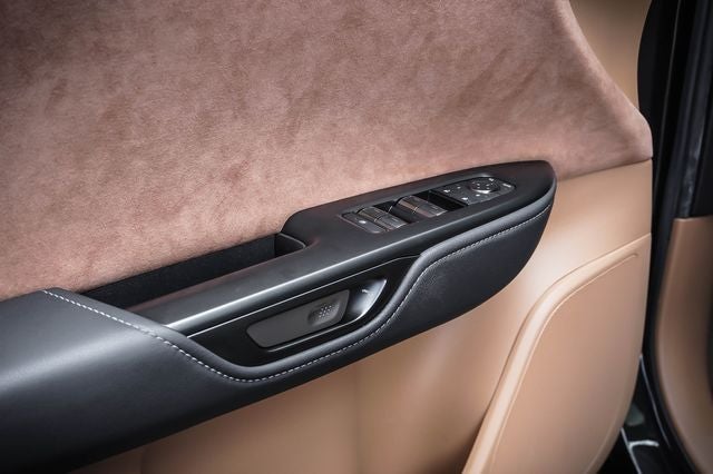 2023 Lexus RZ 450e Luxury