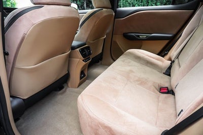 2023 Lexus RZ 450e Luxury