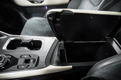 2023 Lexus RZ 450e Luxury