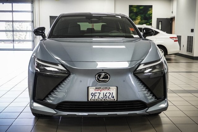 2023 Lexus RZ 450e Luxury