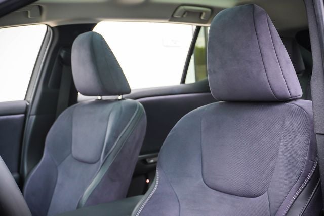 2023 Lexus RZ 450e Luxury