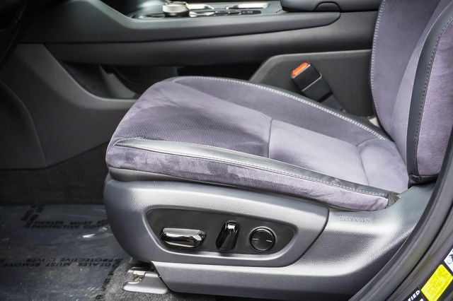 2023 Lexus RZ 450e Luxury