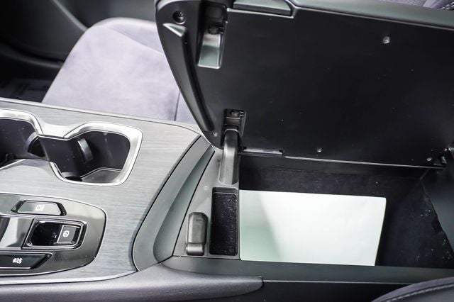 2023 Lexus RZ 450e Luxury