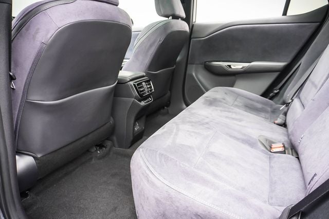 2023 Lexus RZ 450e Luxury