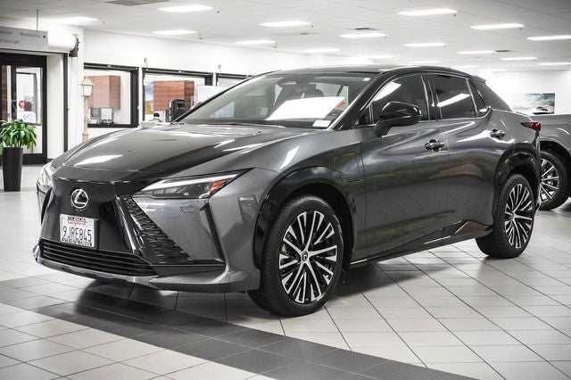 2023 Lexus RZ 450e Luxury