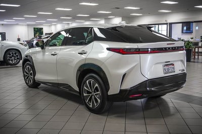 2023 Lexus RZ 450e Premium