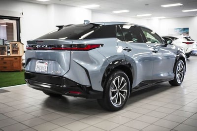 2023 Lexus RZ 450e Premium