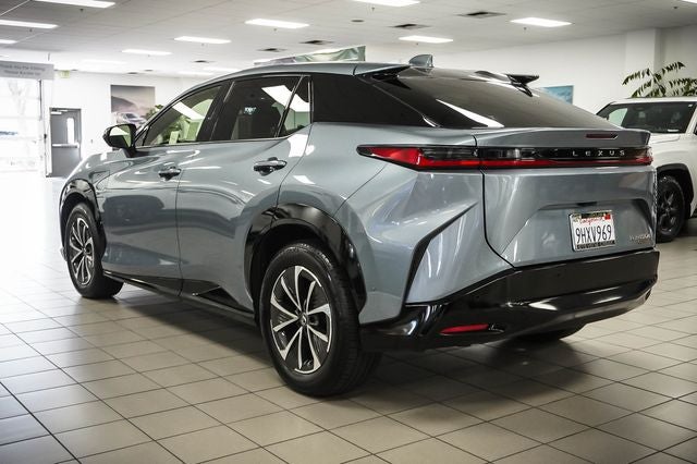 2023 Lexus RZ 450e Premium