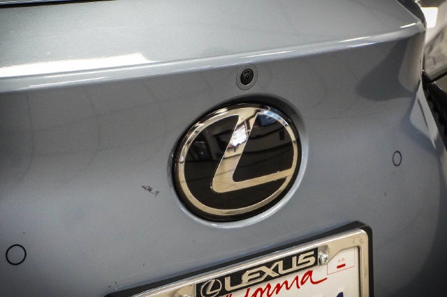 2023 Lexus RZ 450e Premium