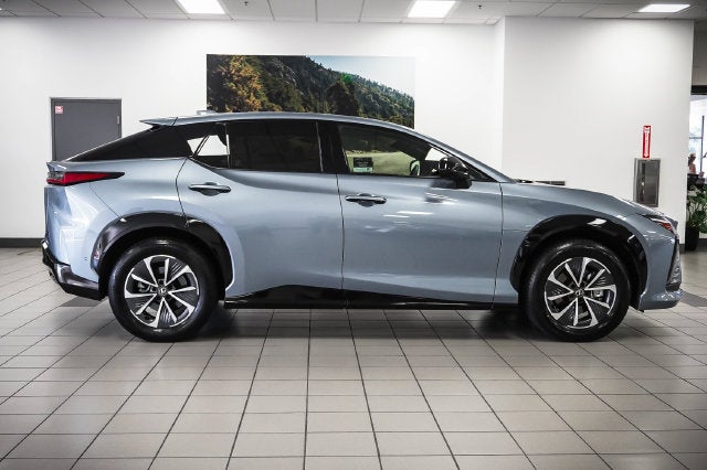 2023 Lexus RZ 450e Premium