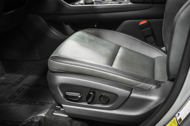 2023 Lexus RZ 450e Premium