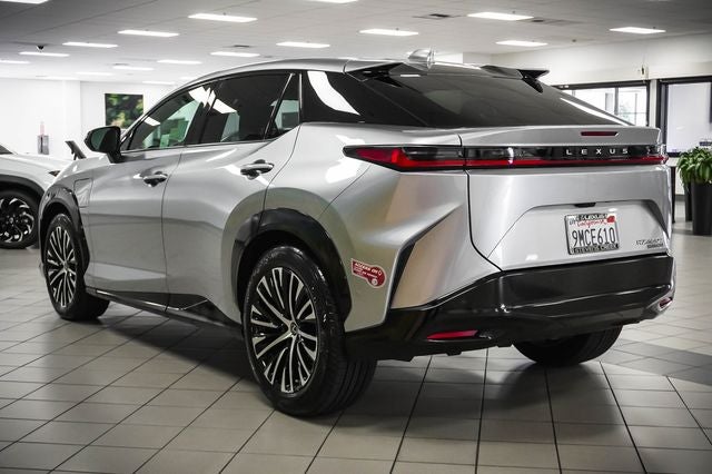 2023 Lexus RZ 450e Premium