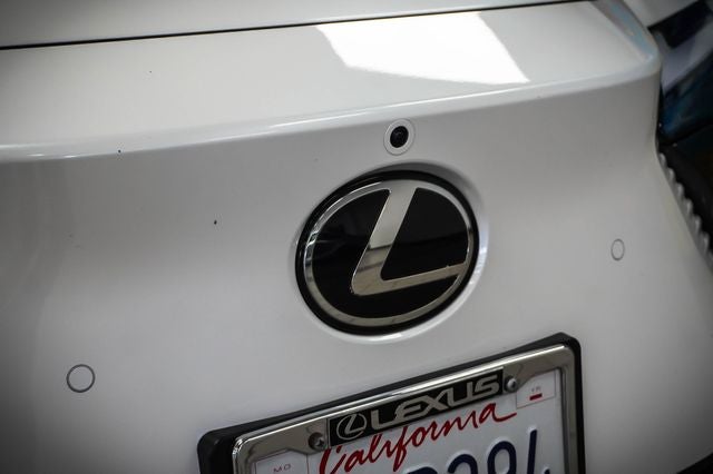 2023 Lexus RZ 450e Premium