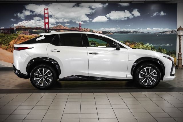 2023 Lexus RZ 450e Premium