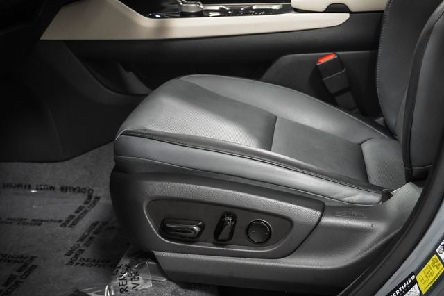 2023 Lexus RZ 450e Premium