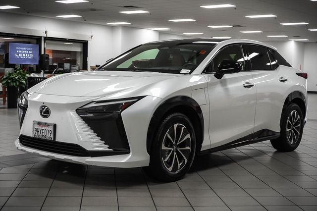 2023 Lexus RZ 450e Premium
