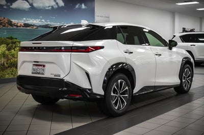 2023 Lexus RZ 450e Premium