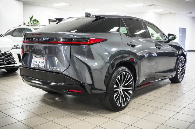 2023 Lexus RZ 450e Premium