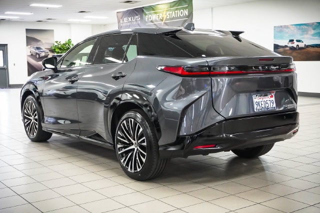 2023 Lexus RZ 450e Premium