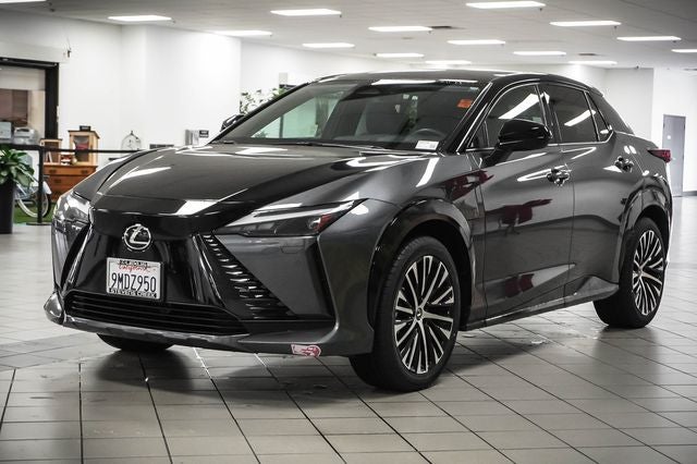 2023 Lexus RZ 450e Premium