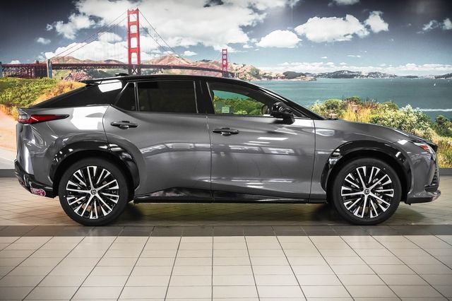 2023 Lexus RZ 450e Premium