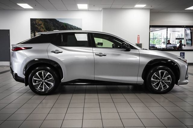 2023 Lexus RZ 450e Premium