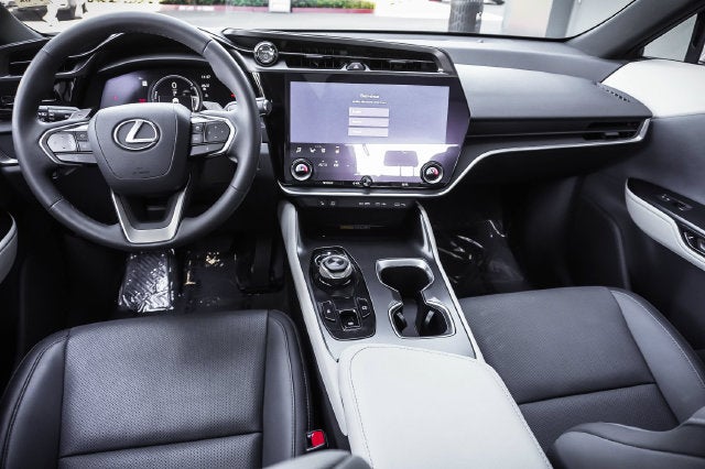 2023 Lexus RZ 450e Premium