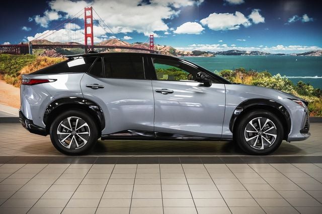2023 Lexus RZ 450e Premium