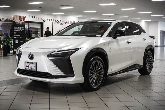 2024 Lexus RZ 300e Luxury
