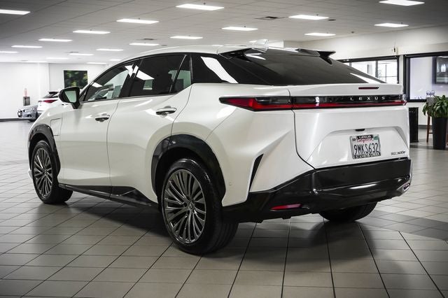 2024 Lexus RZ 300e Luxury