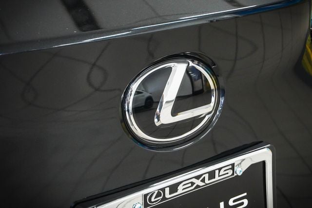 2024 Lexus RZ 300e Premium
