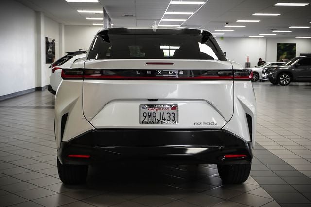 2024 Lexus RZ 300e Premium