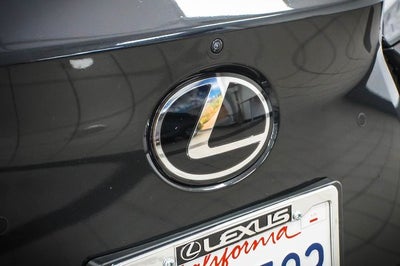 2024 Lexus RZ 300e Premium