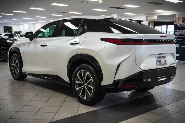 2024 Lexus RZ 300e Premium