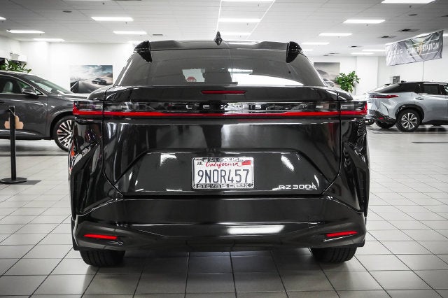 2024 Lexus RZ 300e Premium
