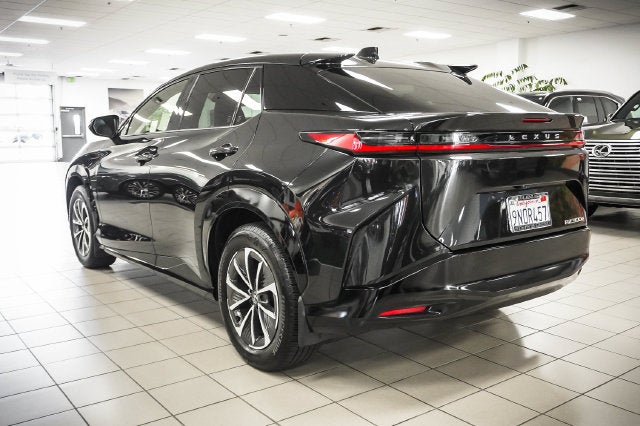 2024 Lexus RZ 300e Premium