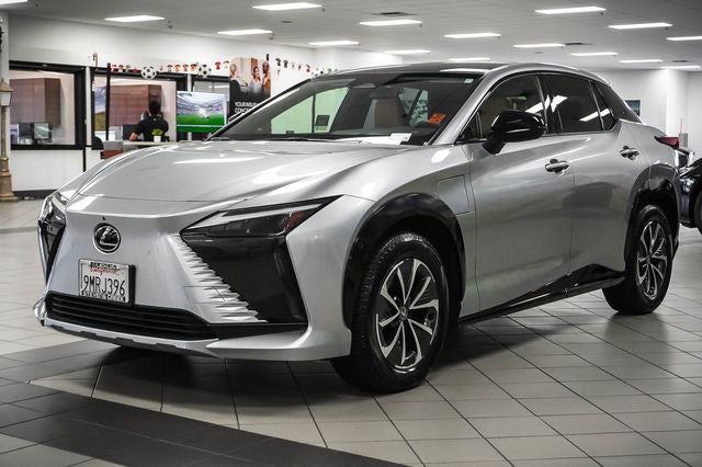2024 Lexus RZ 300e Premium