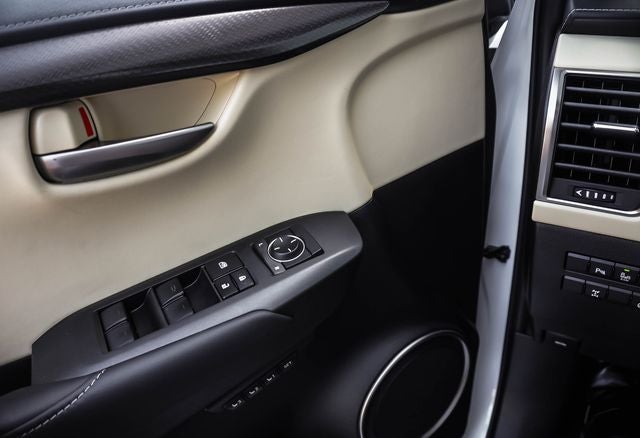 2016 Lexus NX 200t
