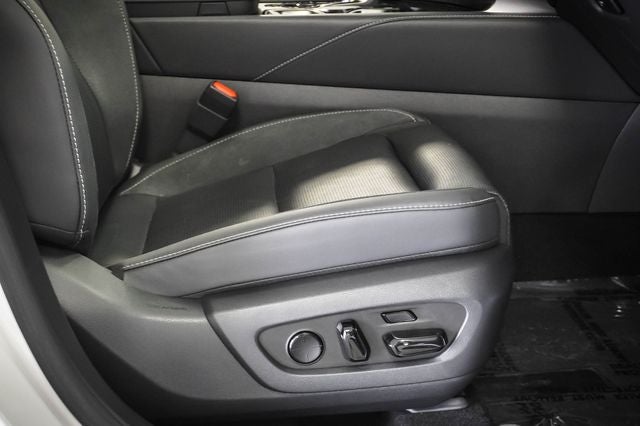 2025 Lexus RX 450h+ Luxury