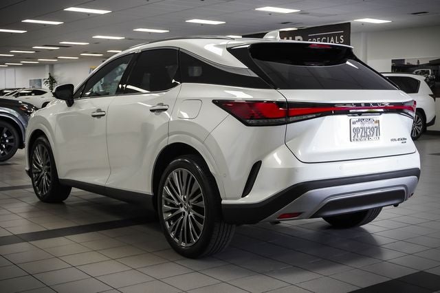 2025 Lexus RX 450h+ Luxury